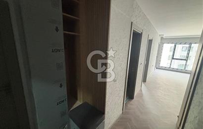 AP İSTPORT BÜYÜK TİP KİLERLİ METRO YAKINI 1+1 KİRALIK DAİRE