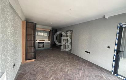 AP İSTPORT BÜYÜK TİP KİLERLİ METRO YAKINI 1+1 KİRALIK DAİRE