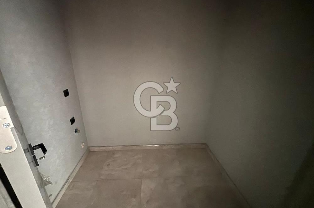 AP İSTPORT BÜYÜK TİP KİLERLİ METRO YAKINI 1+1 KİRALIK DAİRE