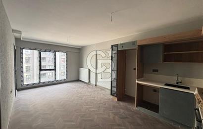 AP İSTPORT BÜYÜK TİP KİLERLİ METRO YAKINI 1+1 KİRALIK DAİRE