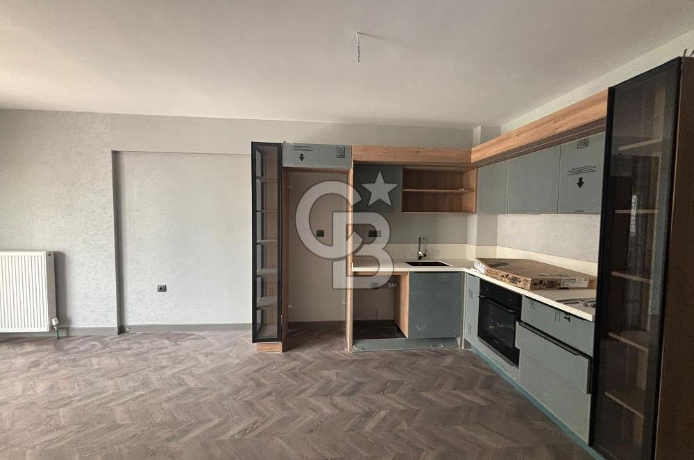 AP İSTPORT BÜYÜK TİP KİLERLİ METRO YAKINI 1+1 KİRALIK DAİRE