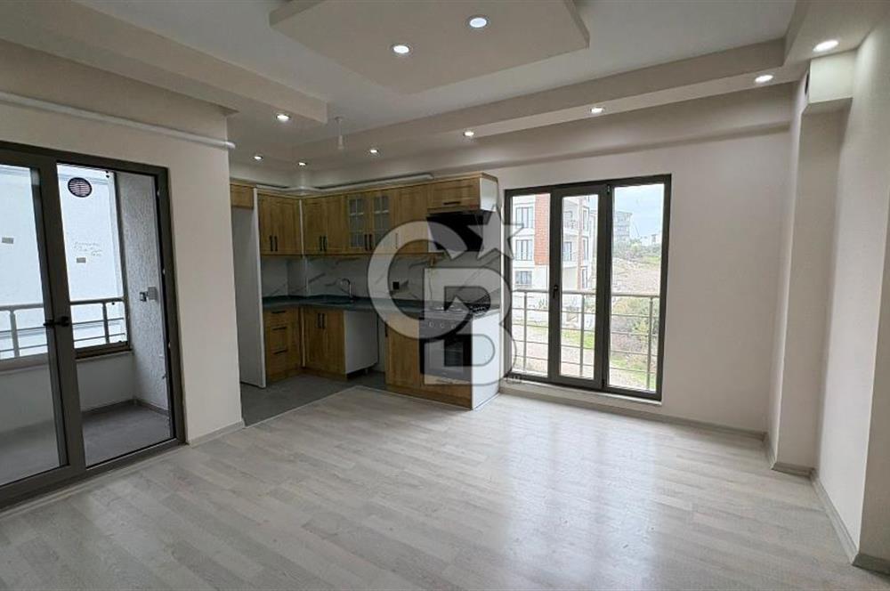 ÇANAKKALE AYVACIK MERKEZDE KULLANIŞLI VE KONFORLU 1+1 DAİRE