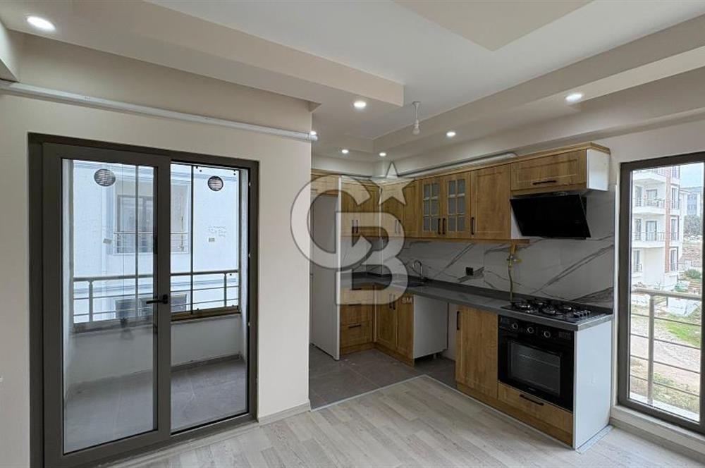 ÇANAKKALE AYVACIK MERKEZDE KULLANIŞLI VE KONFORLU 1+1 DAİRE