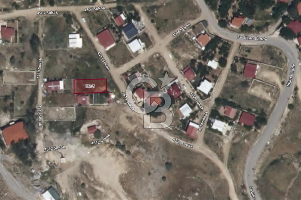 KONYAALTI ÇAGLARCADA DOGA MANZARALI SATILIK TARLA