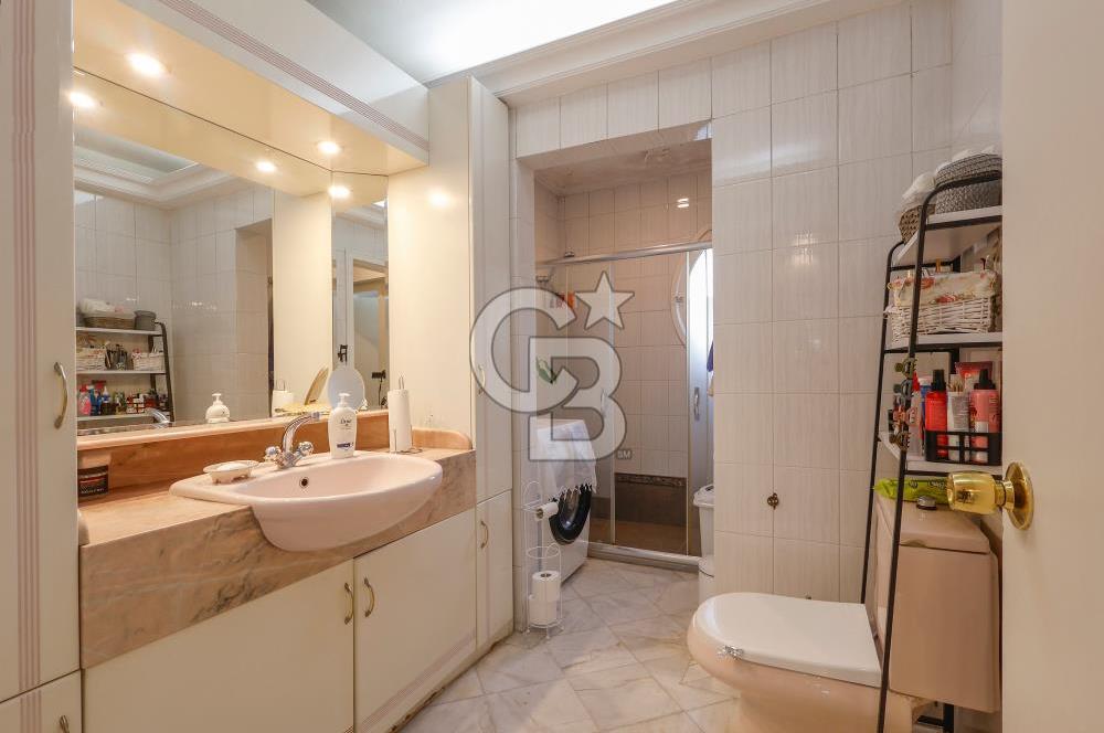 Bostancı Sahilde Prestijli Binada Geniş 3+1 Daire