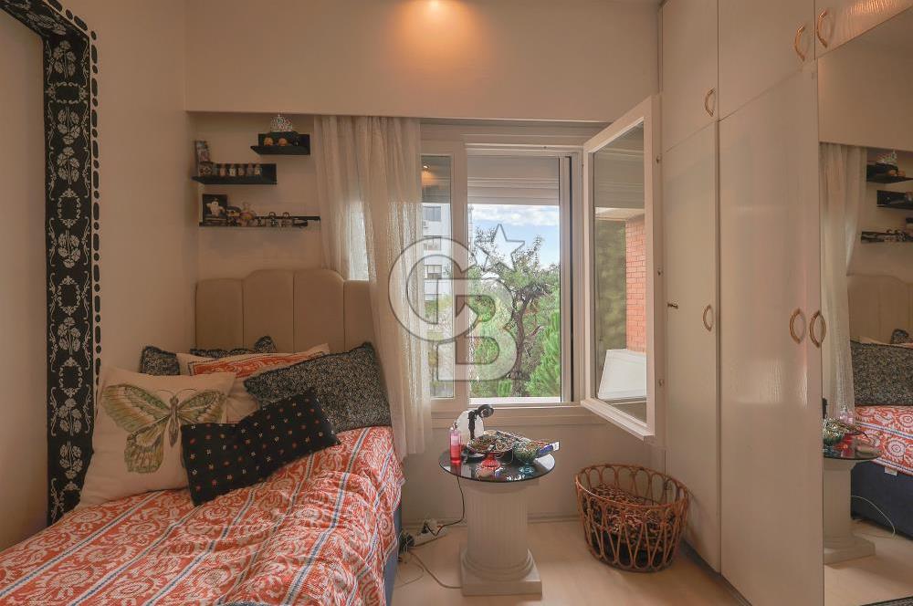 Bostancı Sahilde Prestijli Binada Geniş 3+1 Daire