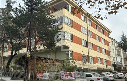 Keçiören Yakacık Mahallesinde Köşe binada SATILIK 3+1 DAİRE