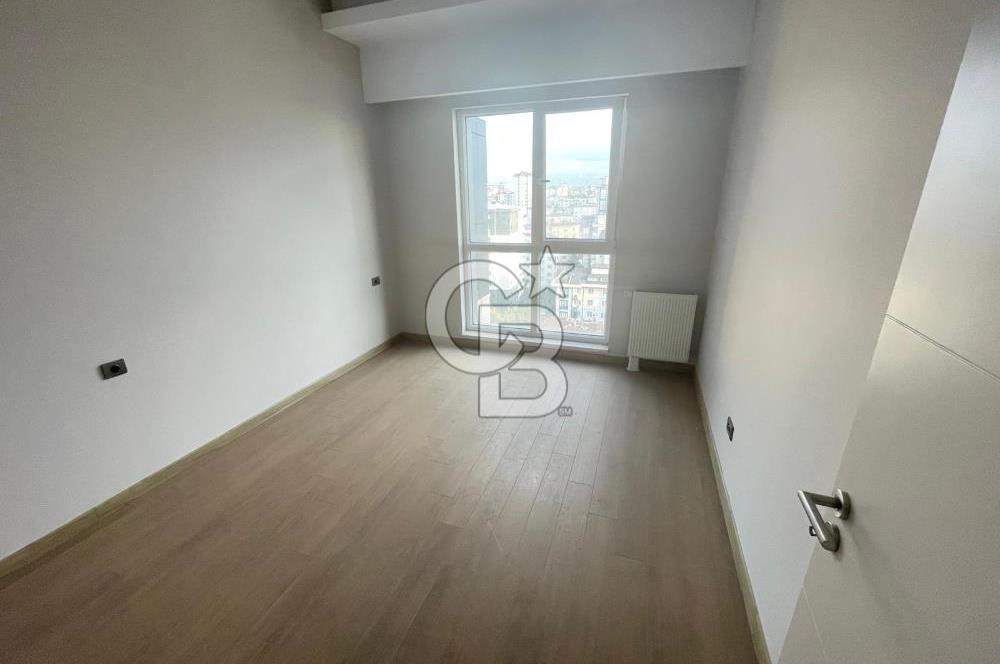 REFERANS KARTAL LOCADA HİÇ OTURULMAMIŞ 2+1 DAİRE