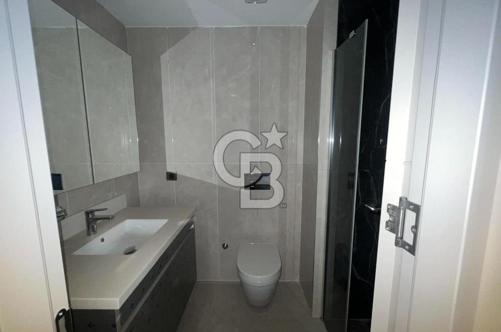 REFERANS KARTAL LOCADA HİÇ OTURULMAMIŞ 2+1 DAİRE