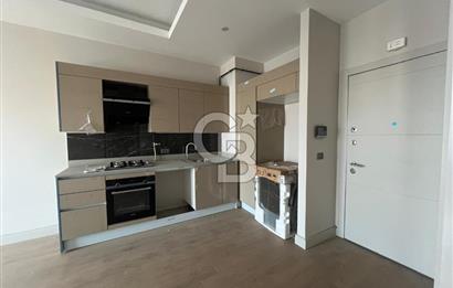 REFERANS KARTAL LOCADA HİÇ OTURULMAMIŞ 2+1 DAİRE