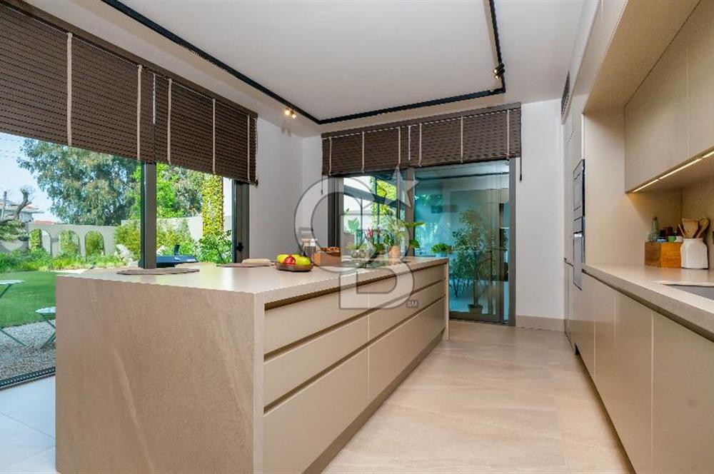 MUSELAND - SASALI'DA 5+1 MÜSTAKİL HAVUZLU VİLLA