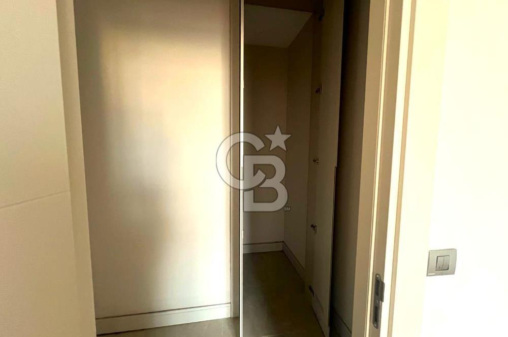 REFERANS KARTAL LOCADA HİÇ OTURULMAMIŞ 2+1 DAİRE