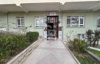 Keçiören Yakacık Mahallesinde Köşe binada SATILIK 3+1 DAİRE