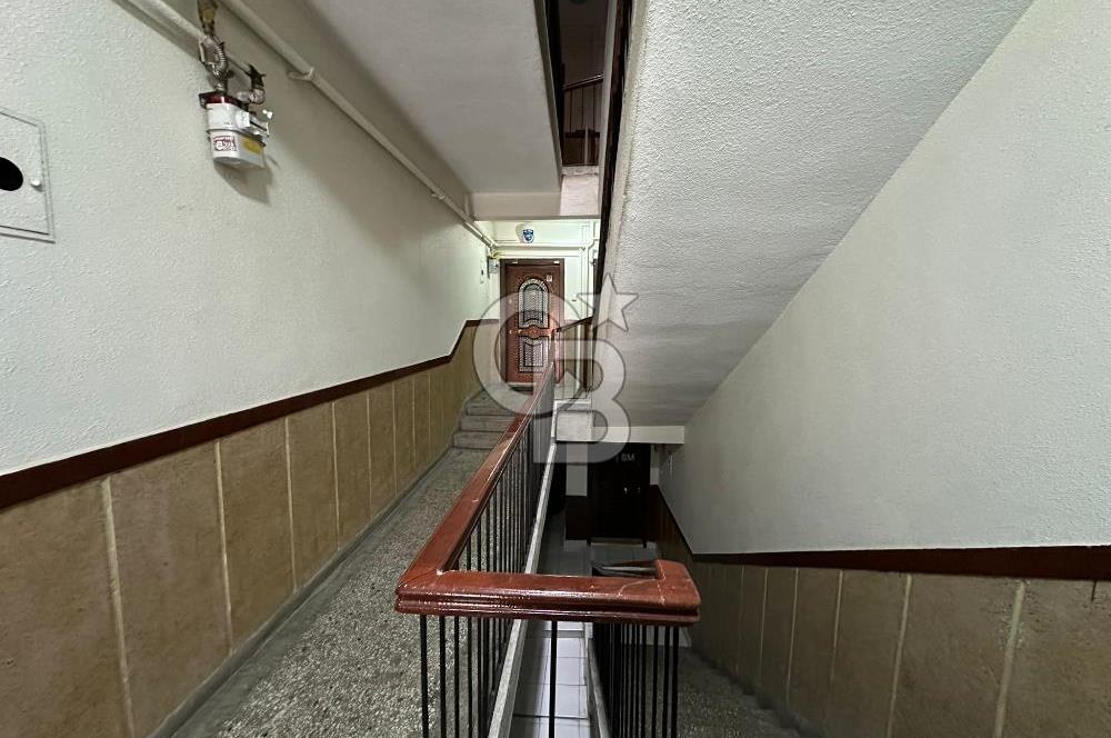 Keçiören Yakacık Mahallesinde Köşe binada SATILIK 3+1 DAİRE