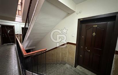 Keçiören Yakacık Mahallesinde Köşe binada SATILIK 3+1 DAİRE