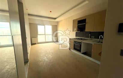 REFERANS KARTAL LOCADA HİÇ OTURULMAMIŞ 2+1 DAİRE