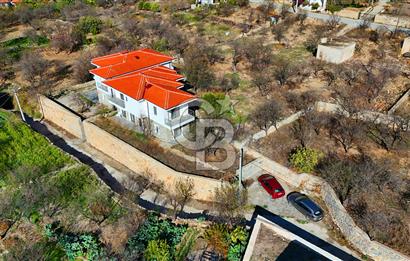 Datça Yazıköy'de Satılık 4+1 Tam Müstakil Villa