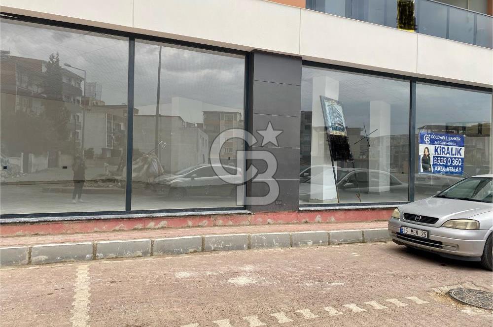 Menemen Vali Kutlu Aktaş Caddesinde Ticari Kiralık Dükkan