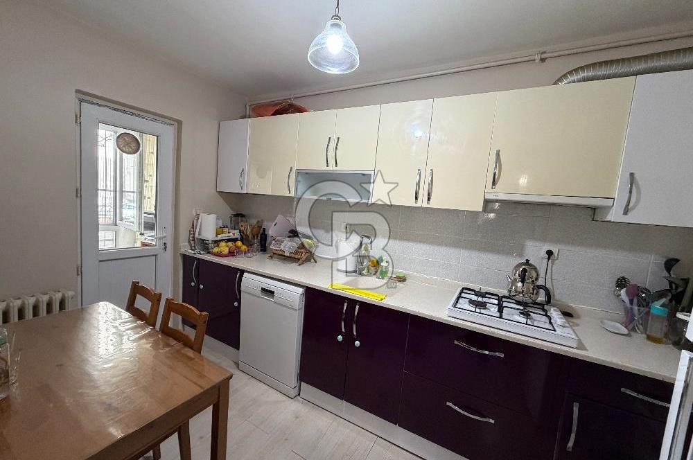 DİKMEN CADDESİ ÜZERİNDE EKSTRA YAPILI SATILIK 3+1 FIRSAT DAİRE