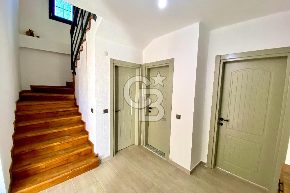 Datça Yazıköy'de Satılık 4+1 Tam Müstakil Villa