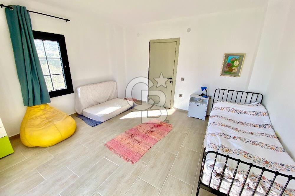 Datça Yazıköy'de Satılık 4+1 Tam Müstakil Villa