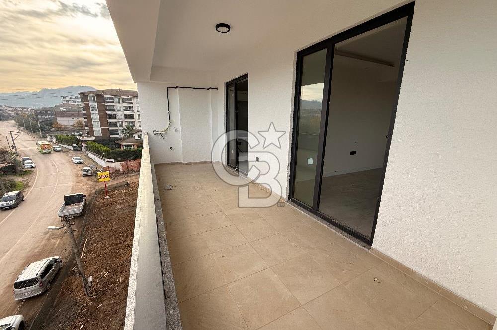 KOCAELİ BAŞİSKELE SİTE İÇİNDE SATILIK 3+1 ARAKAT ASANSÖRLÜ DAİRE