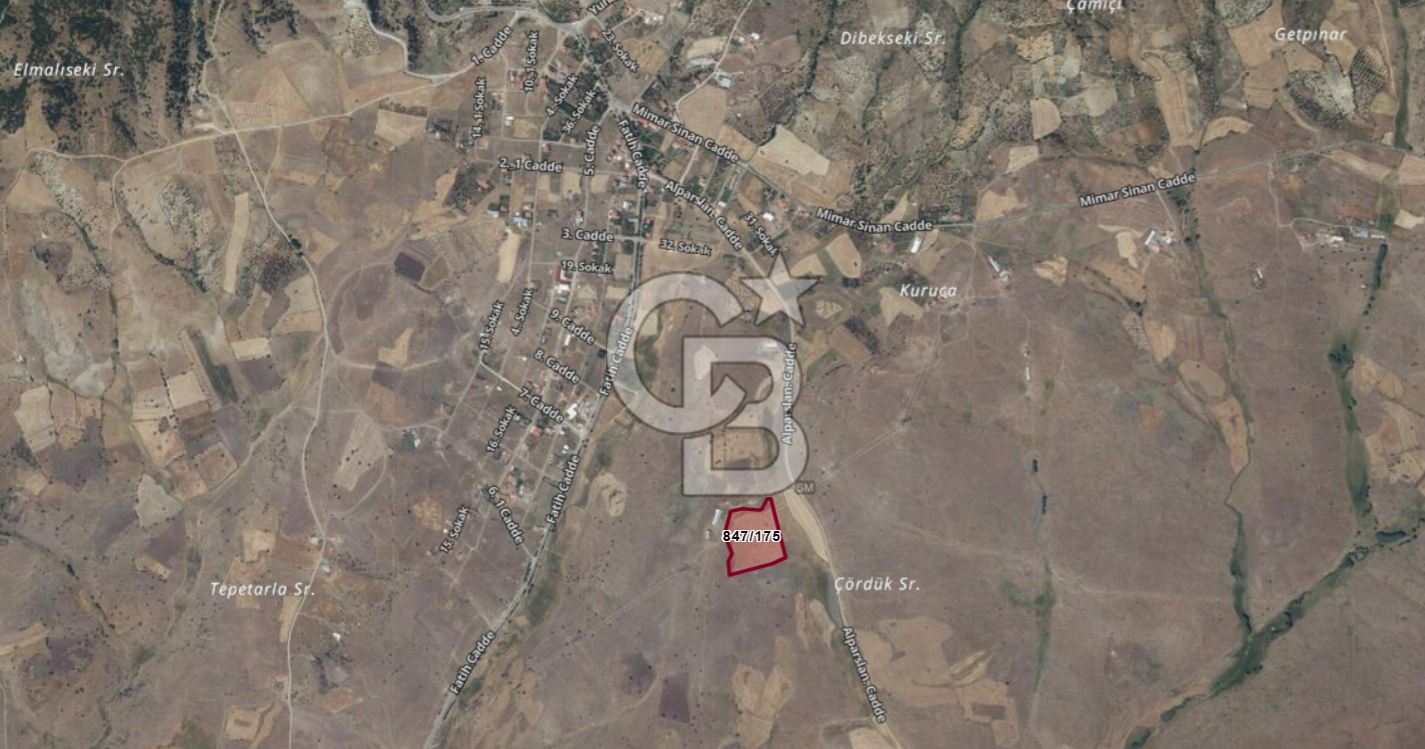 Çubuk Yukarıçavundur köyünde SATILIK TARLA