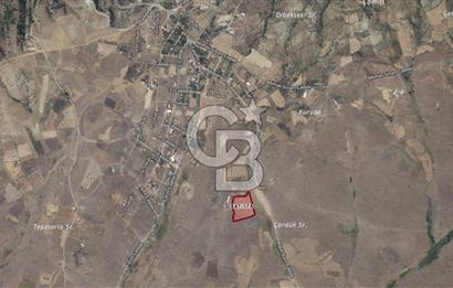 Çubuk Yukarıçavundur köyünde SATILIK TARLA