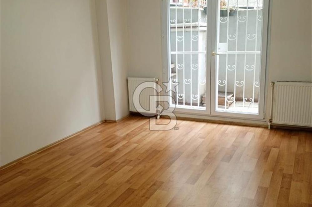 Maltepe Zümrütevlerde kiralık 2+1 daire 