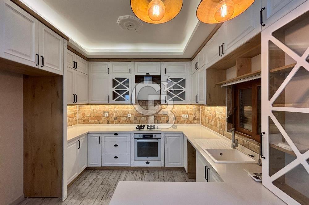 CB KiNG'DEN ALTINOVA'DA 3+1 SATILIK MÜSTAKİL TAŞ EV