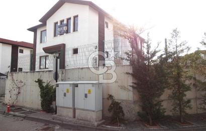 ANKARA KONAKLARI/CENNETÇE'DE, NET 638 M2 BÜYÜK BAHÇELİ ''KÖŞE'' VİLLA, BORÇSUZ SATILIK