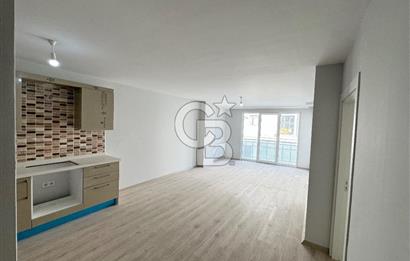 Lüks Site İçinde 2+1 Balkonlu Daire