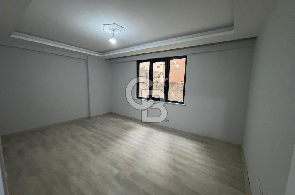 Çekmeköy Köroğlu Caddesi'nde 2 + 1 Kiralık Daire