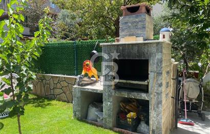 Kuşadası Davutlar Yeni Simge Sitesi'nde Satılık 3+1 Villa