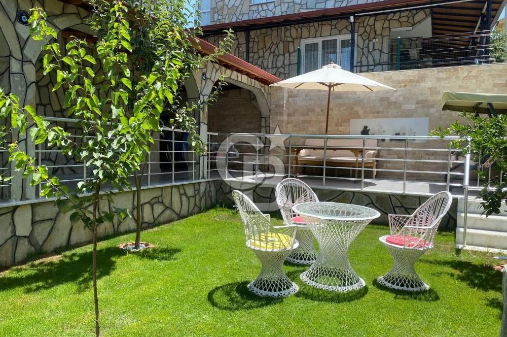 Kuşadası Davutlar Yeni Simge Sitesi'nde Satılık 3+1 Villa