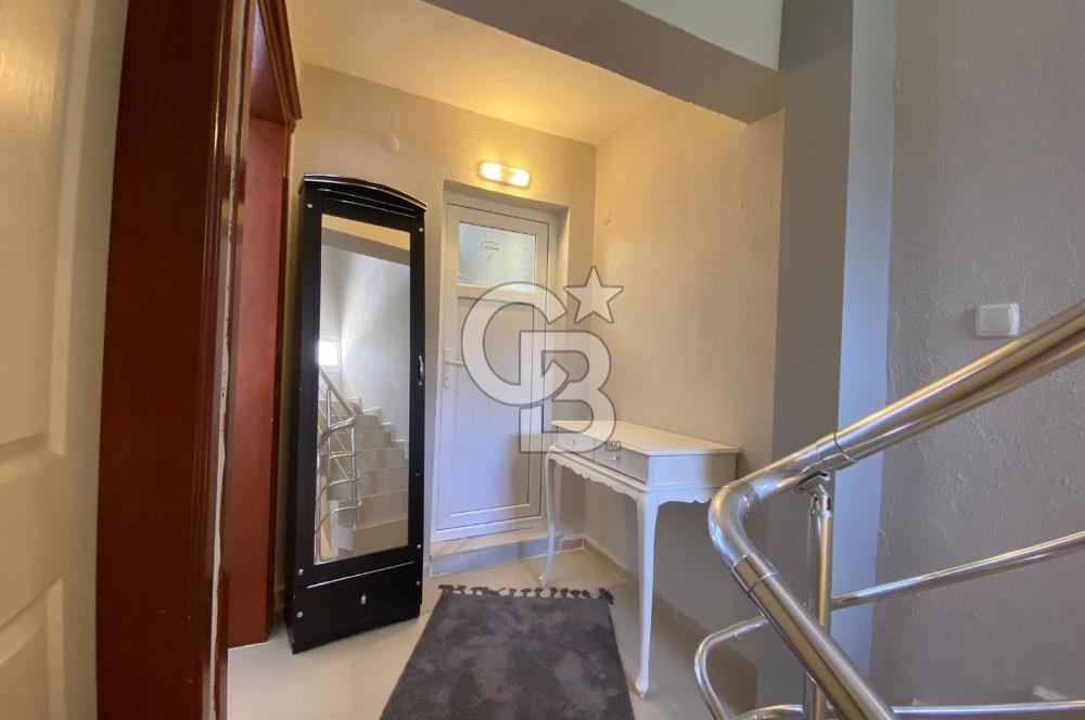 Kuşadası Davutlar Yeni Simge Sitesi'nde Satılık 3+1 Villa