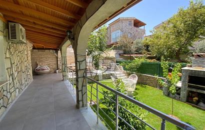 Kuşadası Davutlar Yeni Simge Sitesi'nde Satılık 3+1 Villa