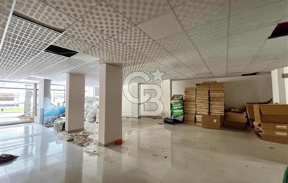 CB KiNG'DEN ALTINOVADA CADDE ÜZERİ SATILIK DÜKKAN