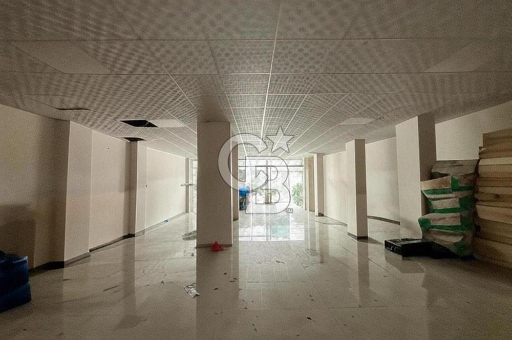 CB KiNG'DEN ALTINOVADA CADDE ÜZERİ SATILIK DÜKKAN
