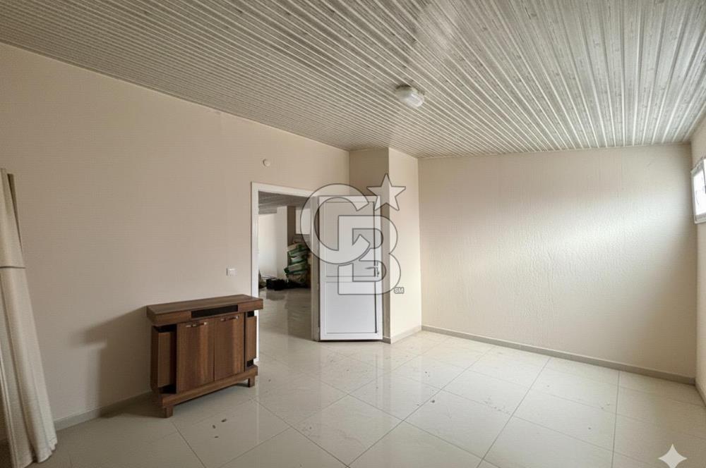 CB KiNG'DEN ALTINOVADA CADDE ÜZERİ SATILIK DÜKKAN