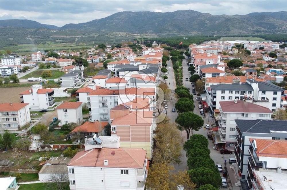 CB KiNG'DEN ALTINOVADA CADDE ÜZERİ SATILIK DÜKKAN