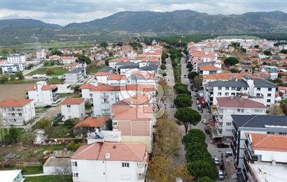 CB KiNG'DEN ALTINOVADA CADDE ÜZERİ SATILIK DÜKKAN