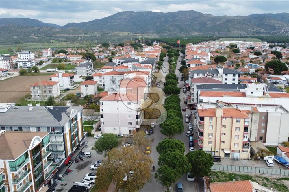 CB KiNG'DEN ALTINOVADA CADDE ÜZERİ SATILIK DÜKKAN