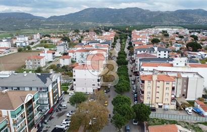 CB KiNG'DEN ALTINOVADA CADDE ÜZERİ SATILIK DÜKKAN