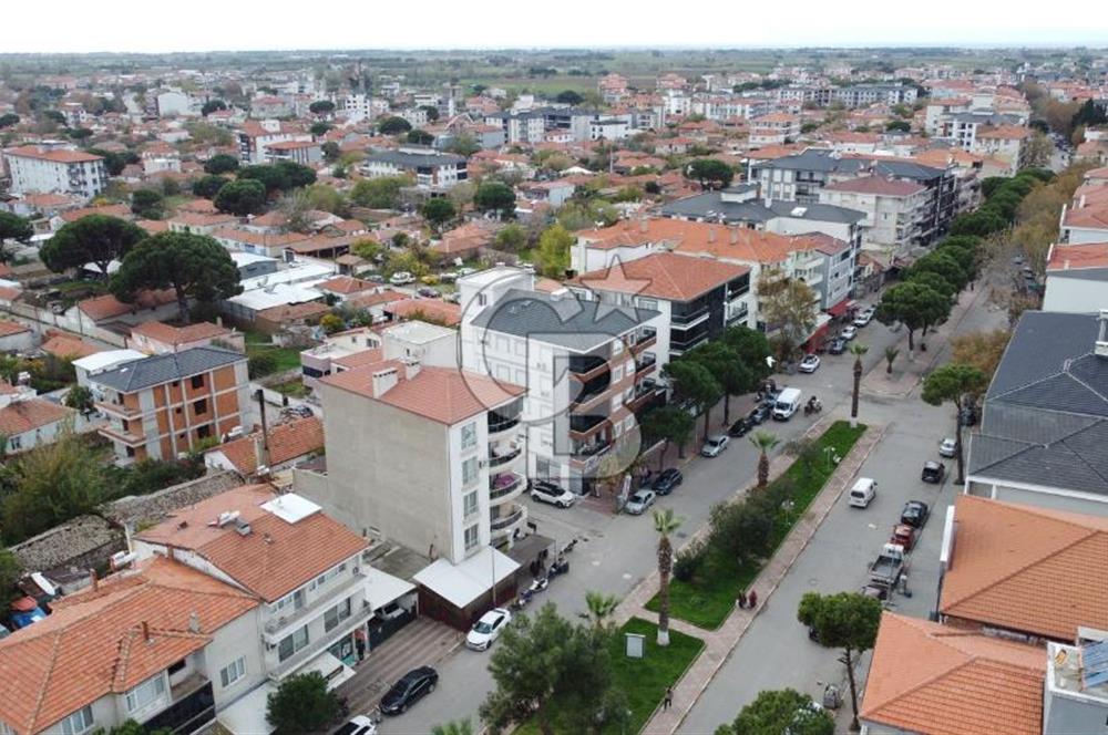 CB KiNG'DEN ALTINOVADA CADDE ÜZERİ SATILIK DÜKKAN