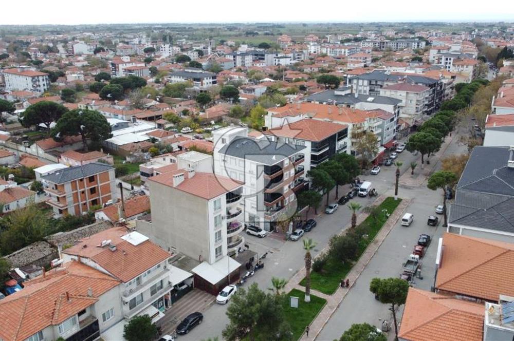 CB KiNG'DEN ALTINOVADA CADDE ÜZERİ SATILIK DÜKKAN