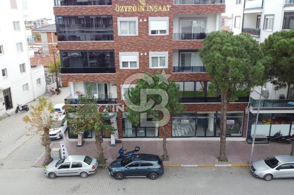 CB KiNG'DEN ALTINOVADA CADDE ÜZERİ SATILIK DÜKKAN