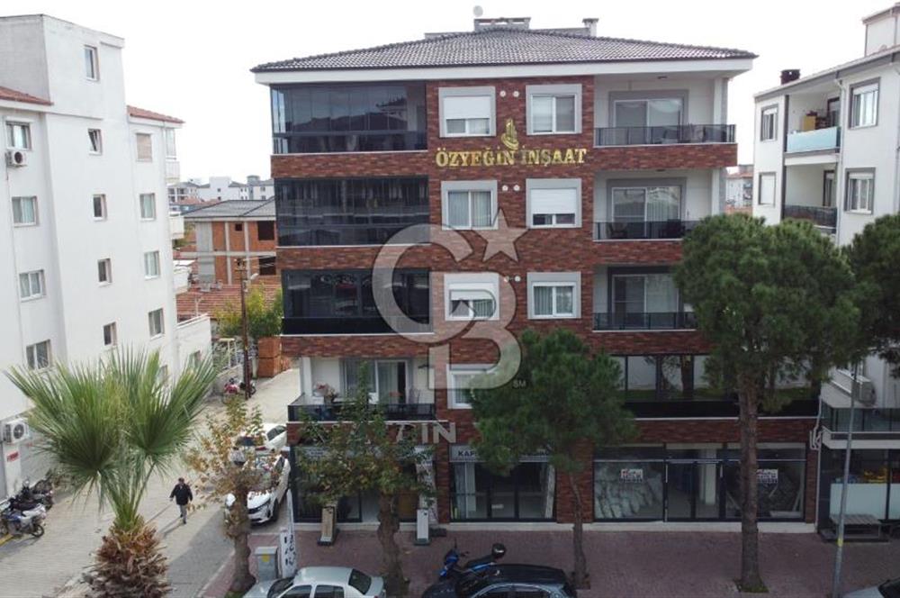 CB KiNG'DEN ALTINOVADA CADDE ÜZERİ SATILIK DÜKKAN