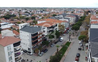 CB KiNG'DEN ALTINOVADA CADDE ÜZERİ SATILIK DÜKKAN