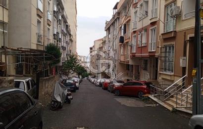 Maltepe Zümrütevlerde kiralık 2+1 daire 